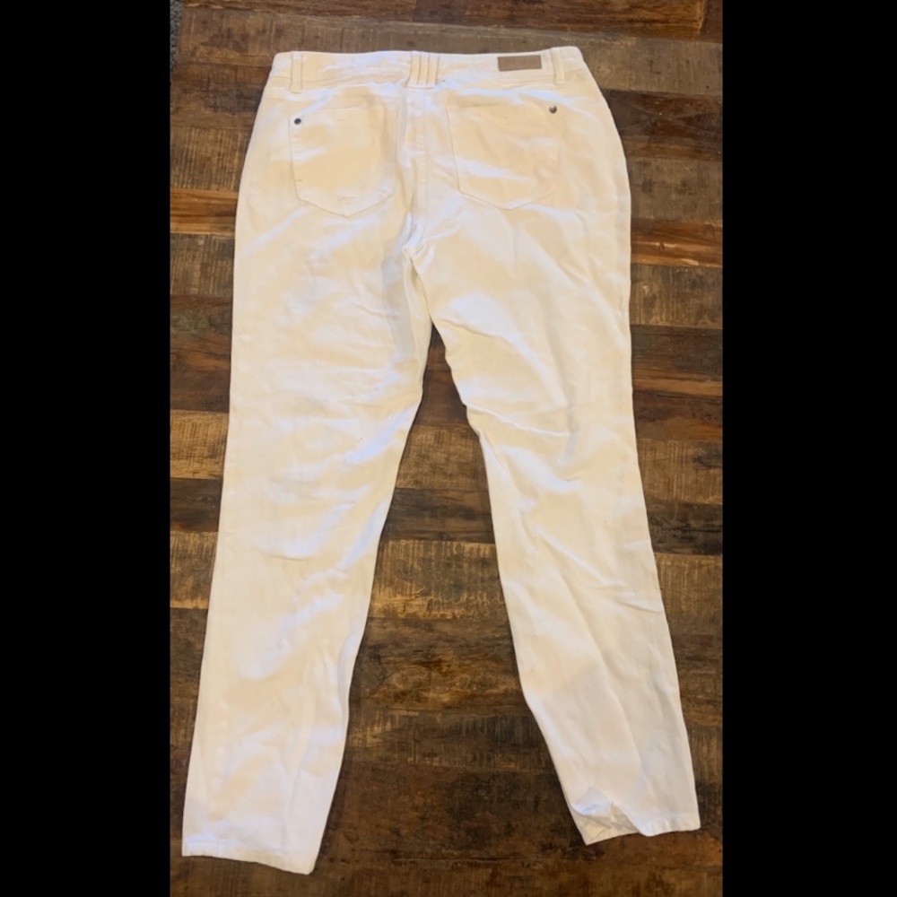 White Elan Ripped Jeans - Picture 2 of 3